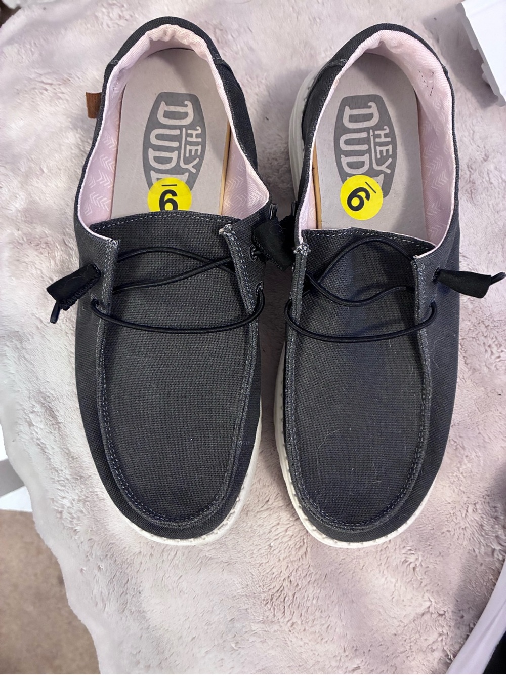 Hey Dude Wendy Chambray Off Black Women’s Size 9 Slip-On Shoes